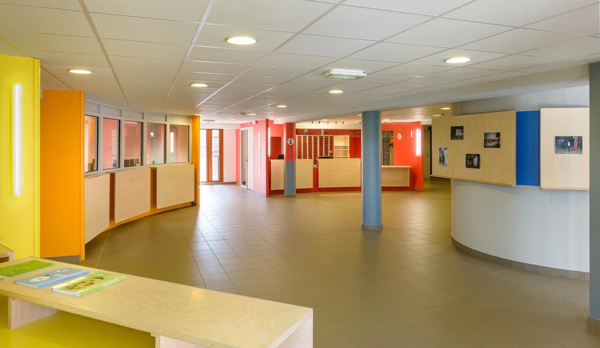 Centre International De Sejour Andre Wogenscky Hostel Saint-Etienne  Luaran gambar